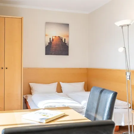 Apartment 671, Seepark