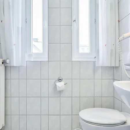 671, Seepark Апартаменти